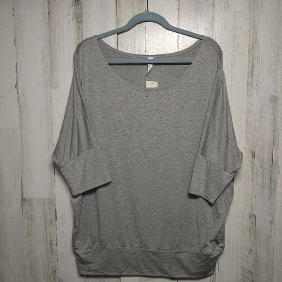 NWT Simlu Dolman Sleeve Gray Tee Size 3XL - Picture 1 of 6
